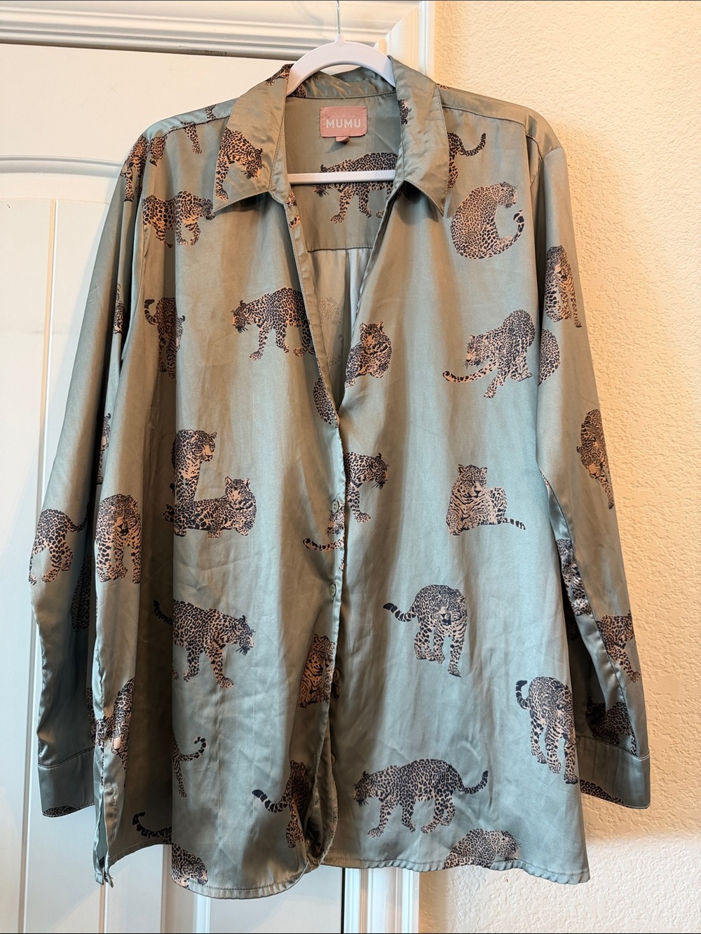 SHOW ME YOUR MUMU Green Leopard Deep V-Neck Button Up Silky Shirt, Sz L